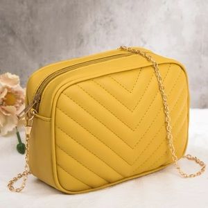 Chain Crossbody Bag